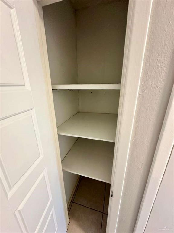 Building Photo - 29 W Dallas Ave