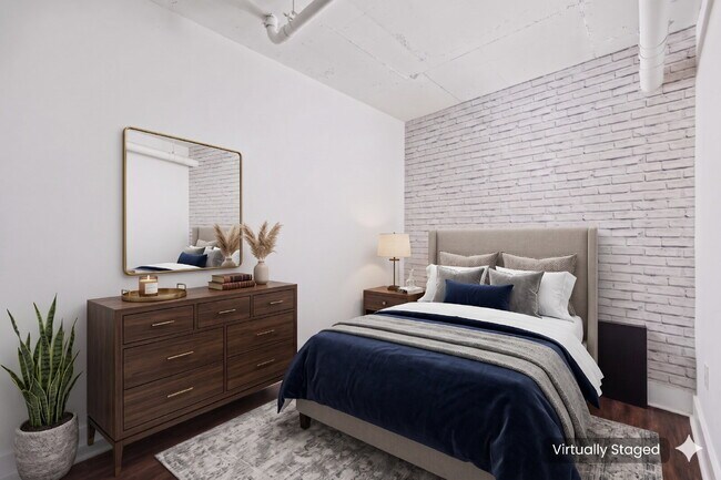 Building Photo - Urban Loft Condo Featuring Stunning Views & Rooftop Entertaining