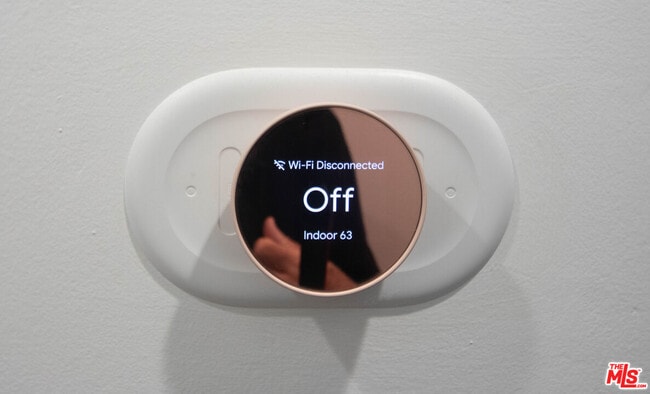 Building Photo - 2420 Teviot St