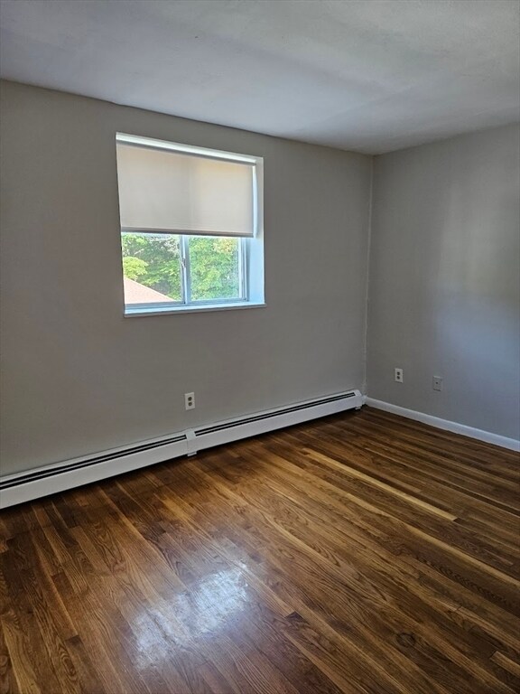 Building Photo - 572 Cummins Hwy