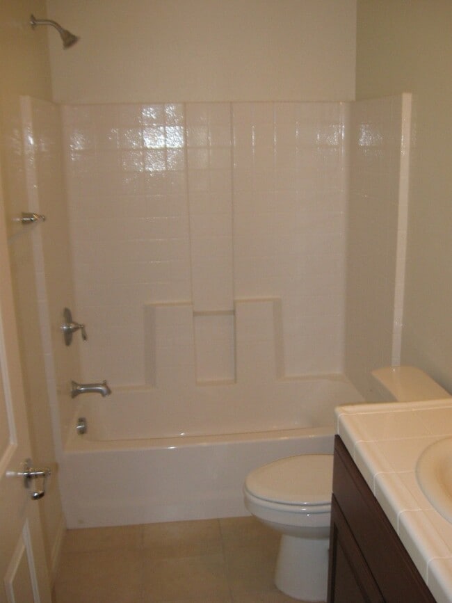 Building Photo - 1339 Darien Ct