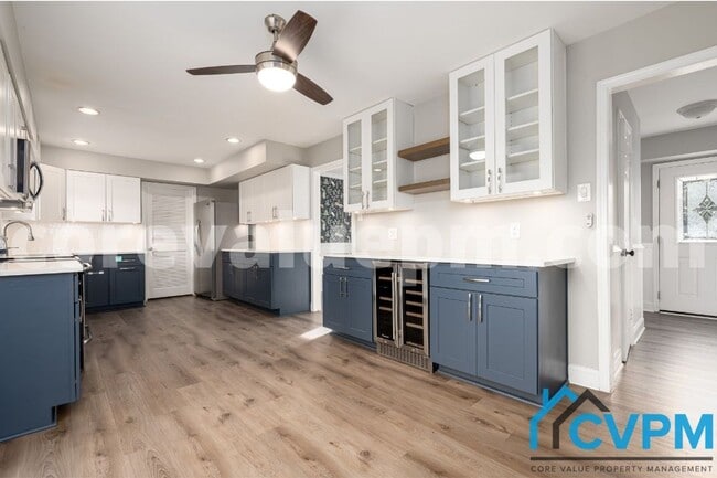 Building Photo - 2617 Belair Dr