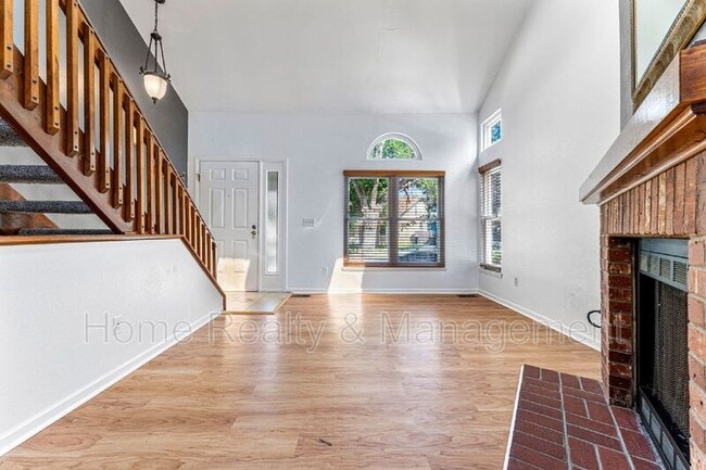 Building Photo - 13313 Birch Cir