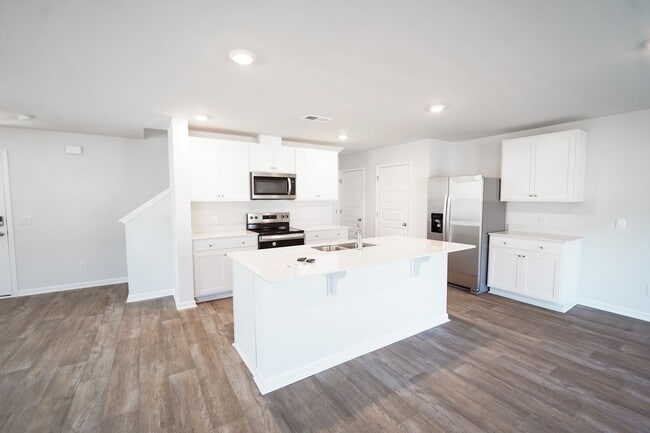 Building Photo - Available Soon!