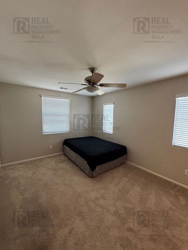 Building Photo - Gorgeous Murrieta Home with Main Floor Bedroom and Bathroom