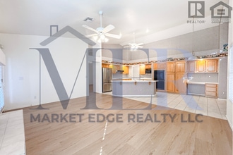 Building Photo - 4Bed/2.5Bath Home at Deer Valley Rd/67th Ave! $199 MOVE-IN SPECIAL! Ready for Immediate Move-In!