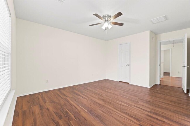 Building Photo - 20231 Mammoth Falls Dr