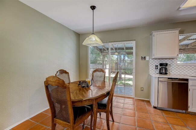 Building Photo - 7449 Peabody Dr