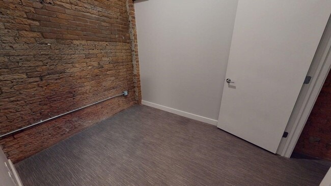 Building Photo - 15 Richdale Ave