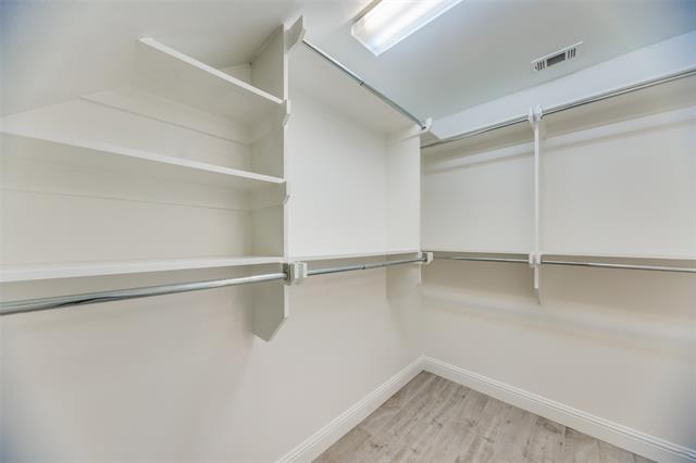 Building Photo - 3421 Normandy Ave