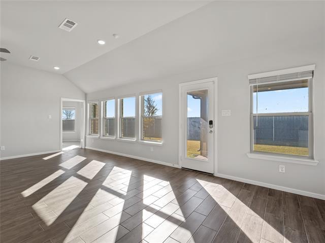 Building Photo - 3301 Redbud Flower Trl