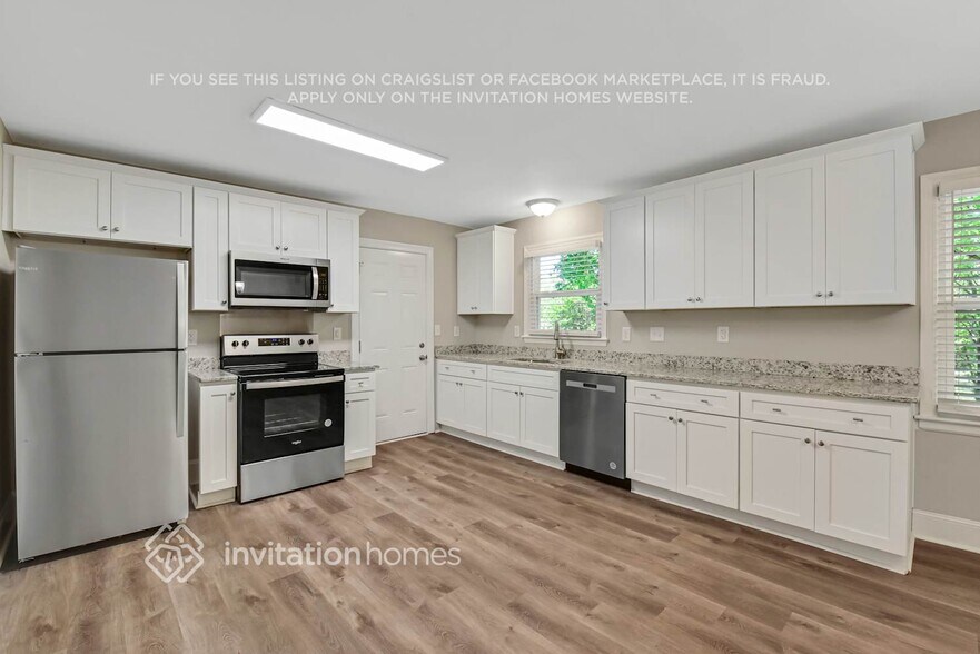 Building Photo - 4133 Seaforth Dr