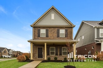 Building Photo - 271 Cloverbrook Way