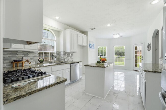 Building Photo - 10926 Wynfield Springs Dr