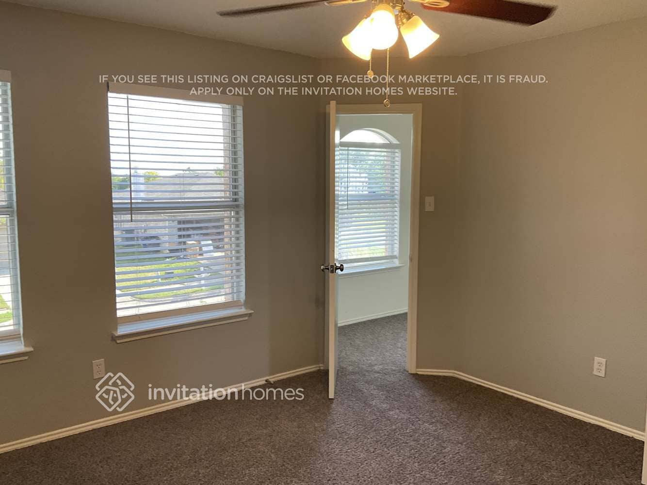 Building Photo - 1605 Forest Oaks Way