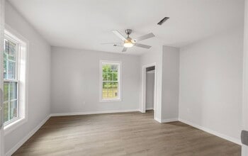 Building Photo - 28110 AR-22