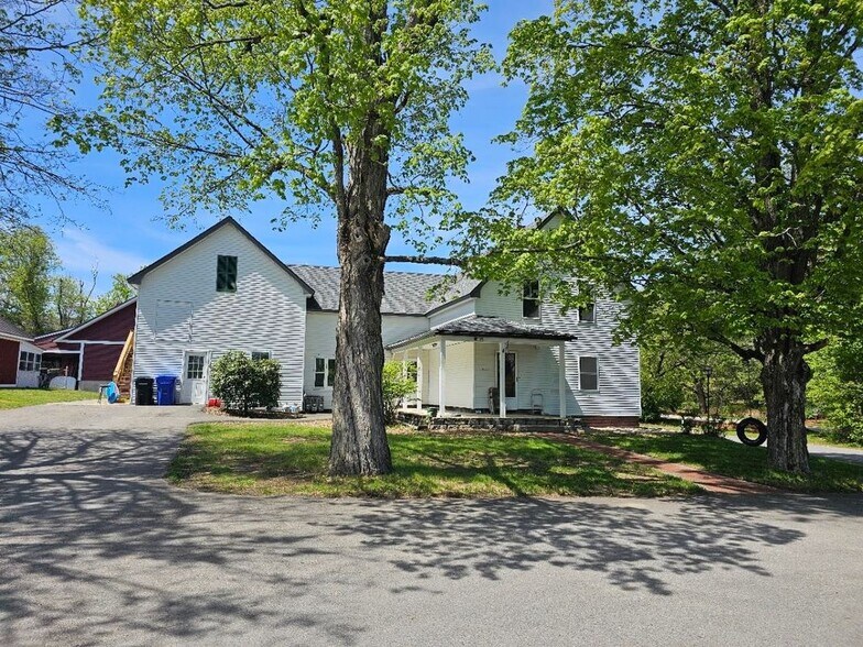 Building Photo - 117 Lowell Rd