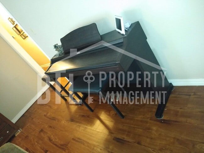Building Photo - Furnished Kimberling City Duplex! ALL UTIL...