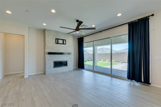 Building Photo - 10973 Krista Leigh Ave