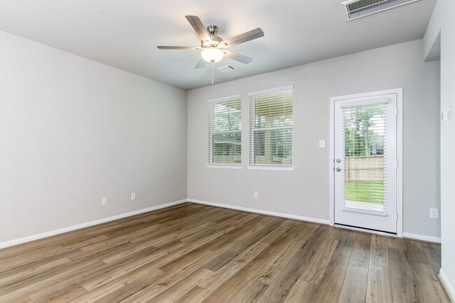 Building Photo - 18537 Meadow Point Ln