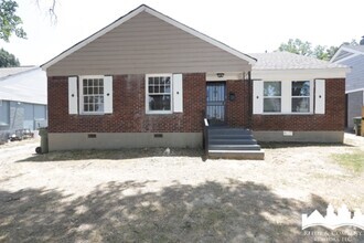 Building Photo - 3149 Jackson Ave