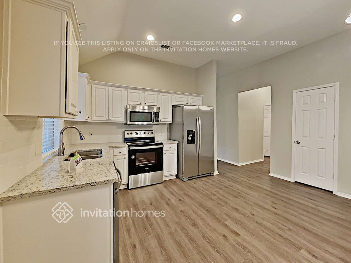 Building Photo - 119 Julian Dr