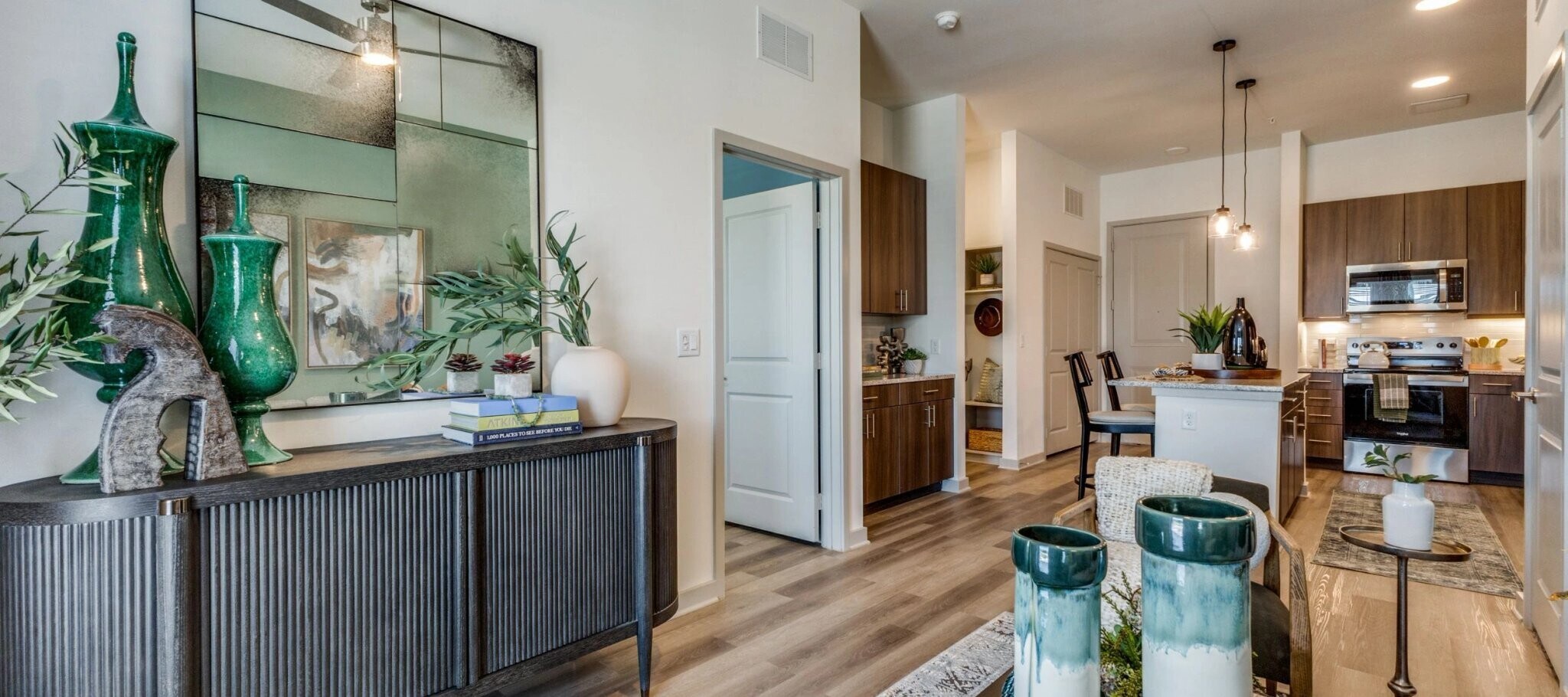 Building Photo - 8589 Stacy Rd