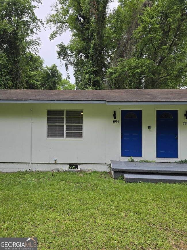 Building Photo - 2926 Skyline Rd