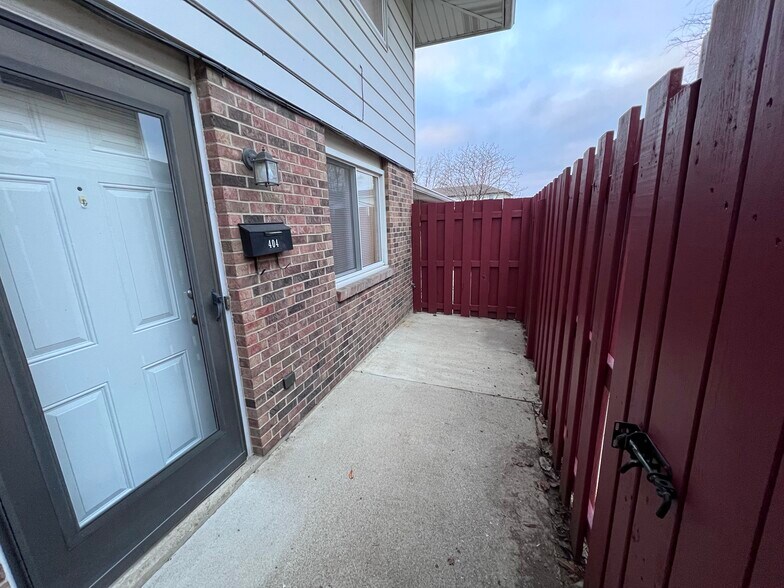 Patio - 1219 Hilltop Dr