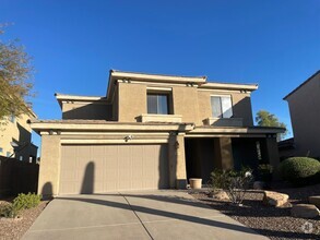 Building Photo - Stunning 5 Bedroom House!