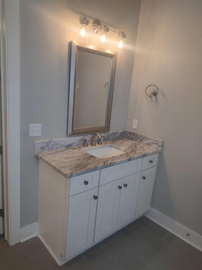 Building Photo - 3589 Esplanade Way