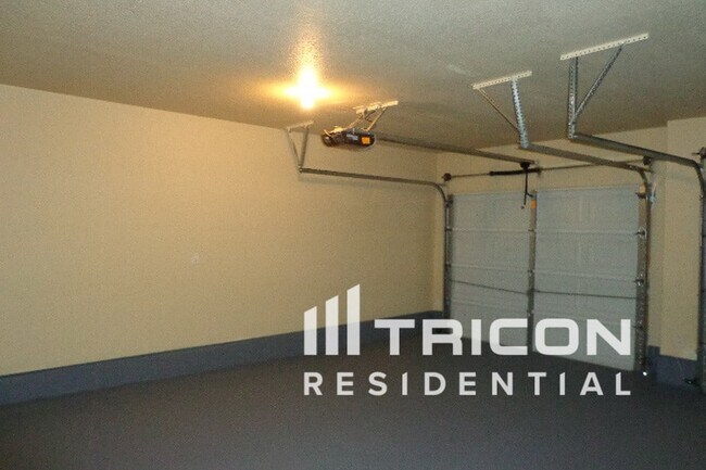 Building Photo - 8053 Whitney Ln
