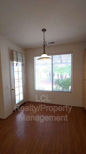 Building Photo - 28943 Baywater Dr