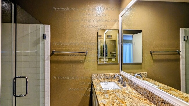 Building Photo - 7113 Apricot Dr