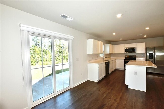Building Photo - 8421 Limerick Ln