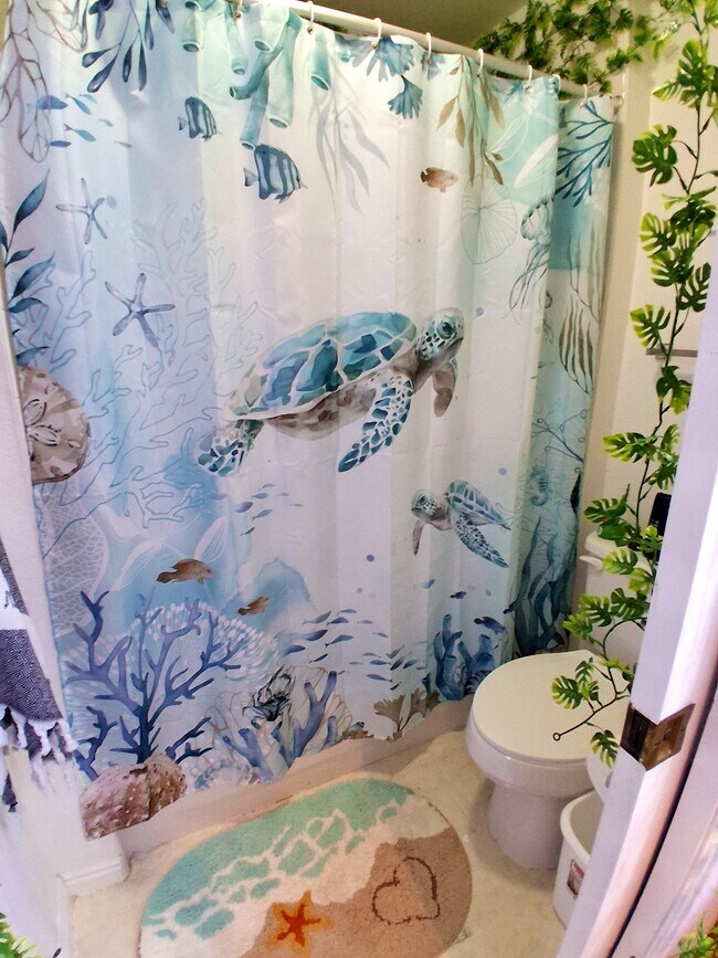 Building Photo - 146 W 1230 N St