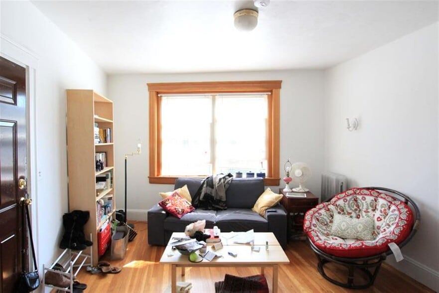 Building Photo - 97 Hancock St