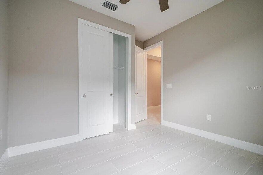 Building Photo - 2175 Darley Oak Way