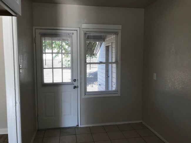 Building Photo - Coming Soon!! Apply Now!! HVAC