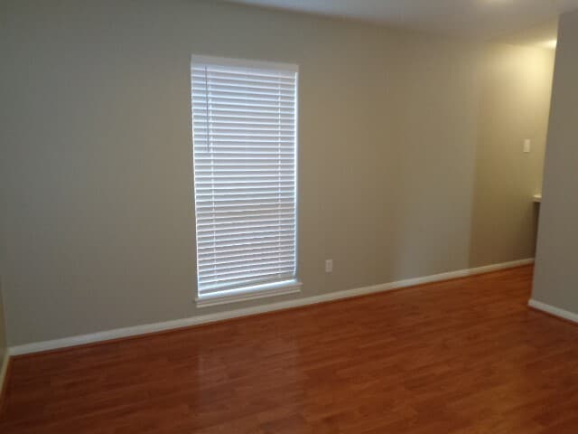 Building Photo - 2225 Mimosa Dr