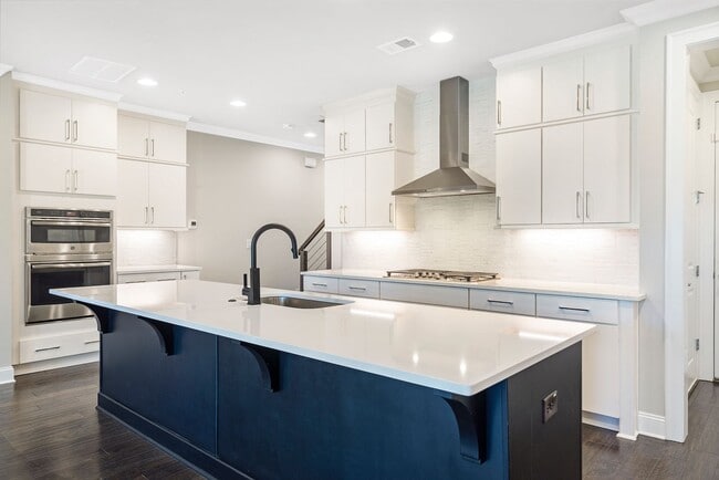 Building Photo - East Of Main - Downtown Alpharetta