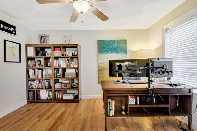 Building Photo - 7 Richmond Ave