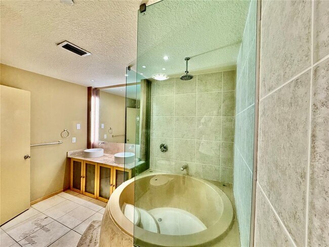 Building Photo - 101 Palm Harbor Pkwy