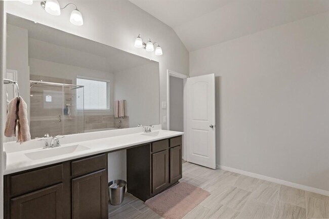Building Photo - 18018 Svensson Slade Ln