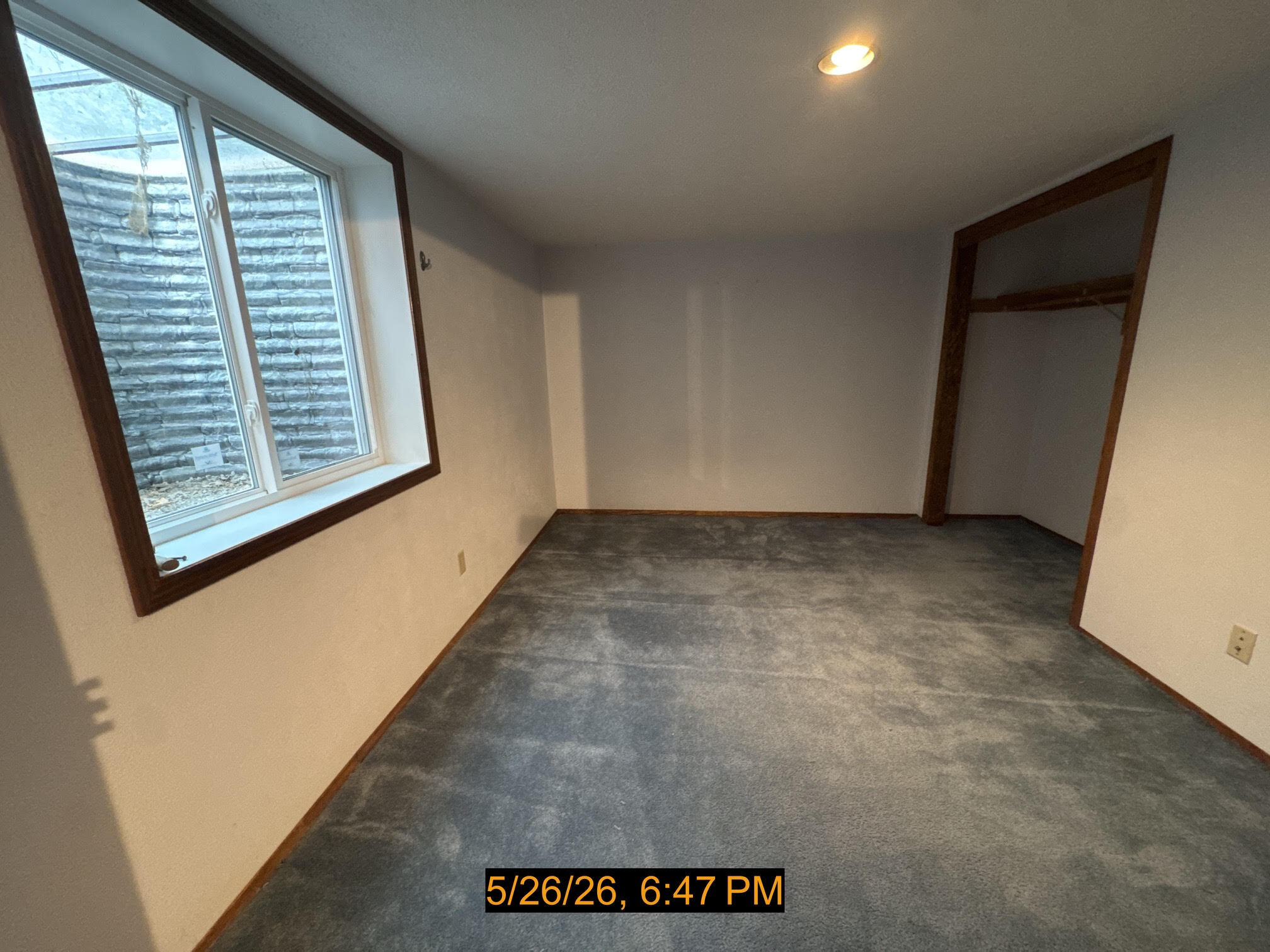 Building Photo - 2013 S Horizon Dr