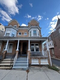 Building Photo - 23 S Madison St