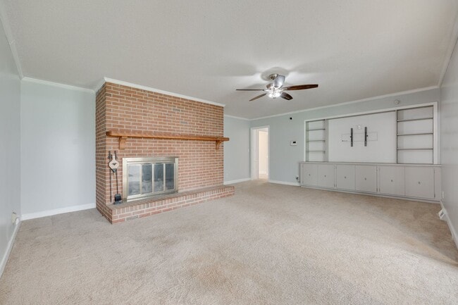 Building Photo - This beautifully maintained Ranch on over an acre of land invites you home to Lancaster, SC.