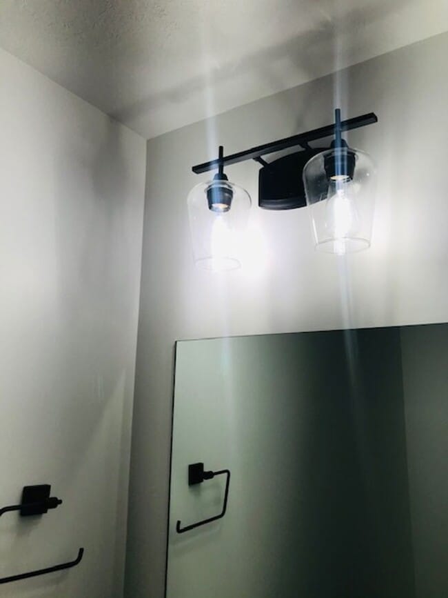 Building Photo - Beautiful new construction townhouse with quartz countertops and 2 car garage