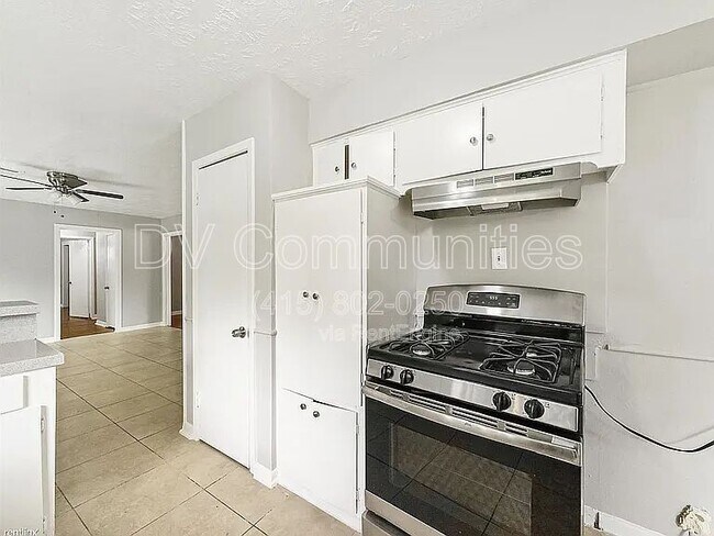 Building Photo - 2930 Wuthering Heights Dr