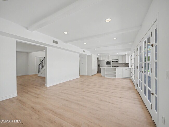 Building Photo - 22777 Brenford St